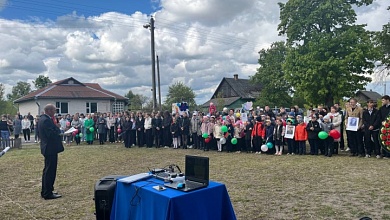 Торжественное шествие, митинг и концерт. В Больших Чучевичах отмечают 80-летие Великой Победы