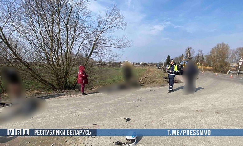 На мотоцикле разбились насмерть два молодых человека в Столинском районе