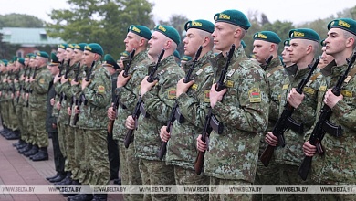 Новобранцы пограничных и внутренних войск приняли присягу в Брестской крепости