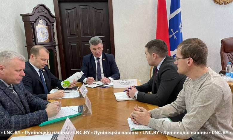 Министр лесного хозяйства проводит приём граждан в Лунинце