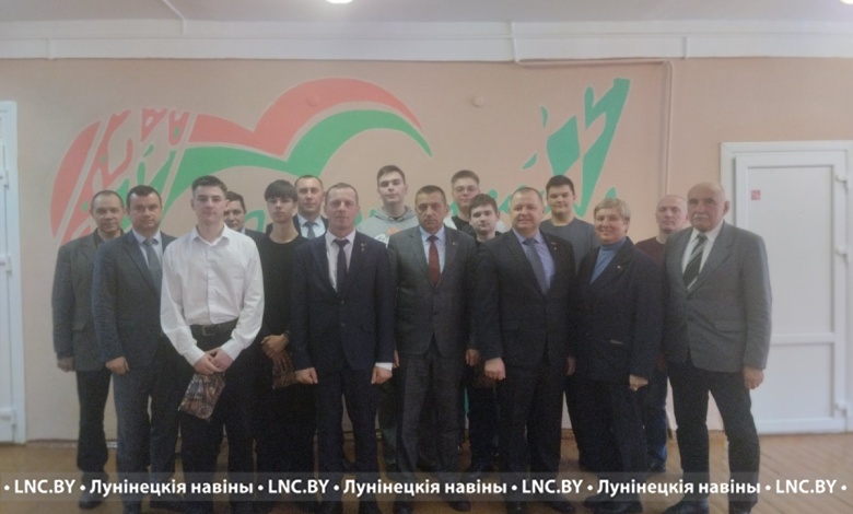 Учебные сборы по трудовому обучению проходят в Лунинце