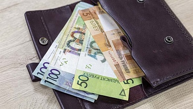 Коммерсанты взяли и задолжали более 102 тысяч зарплаты своим работникам