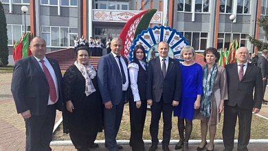 Среди лучших специалистов Брестской области! Лунинчане участвуют в торжественном мероприятии 