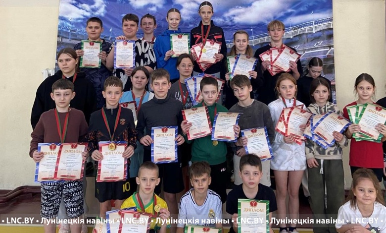 На пьедестале – сильнейшие легкоатлеты Лунинетчины