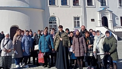 Профсоюз организовал экскурсионный тур Лунинец - Жировичи - Сынковичи