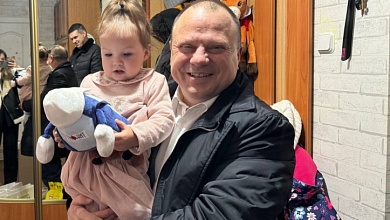 Наши дети! Сенатор посетил приемную семью