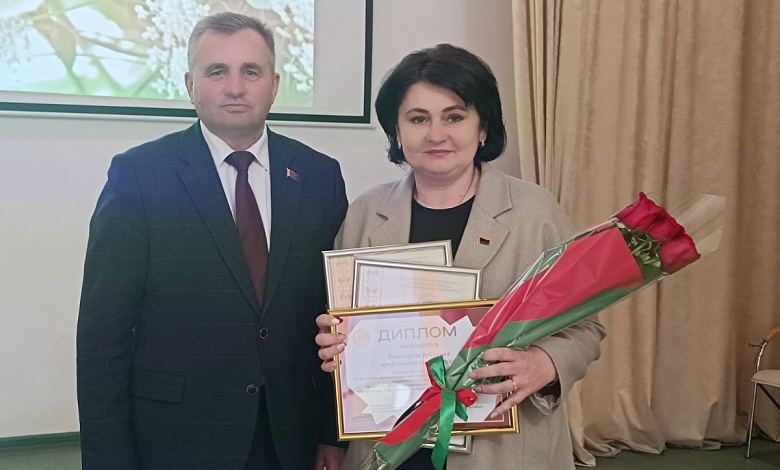 На областном уровне отмечена работа Лунинецкой районной профсоюзной организации работников АПК