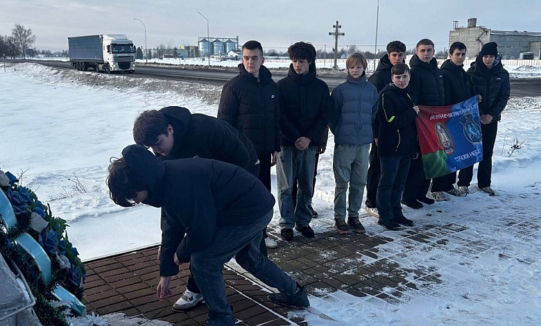 В Лунинце почтили память Героя Советского Союза