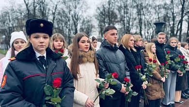 Лунинчане участвуют в молодёжном военно-патриотическом форуме