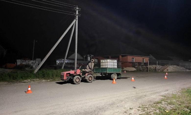 Под колеса минитрактора попала 7-летняя девочка в Столинском районе