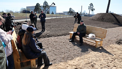 Лукашенко: И КУДА Украина лезет? // Почему Зеленский пошёл не туда? // Враг Трампа и игры Польши