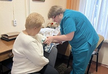 Выездное медицинское обслуживание организовывают в Лунинце