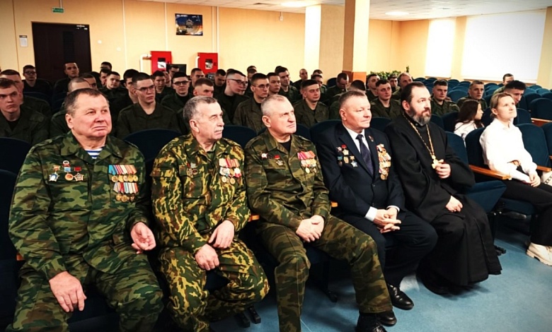 Вечер памяти воинов-интернационалистов состоялся в клубе 56-го зенитного ракетного полка