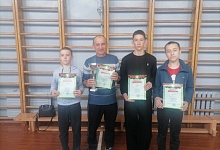 Юноши выяснили кто лучше всех играет в настольный теннис в Лунинецком районе