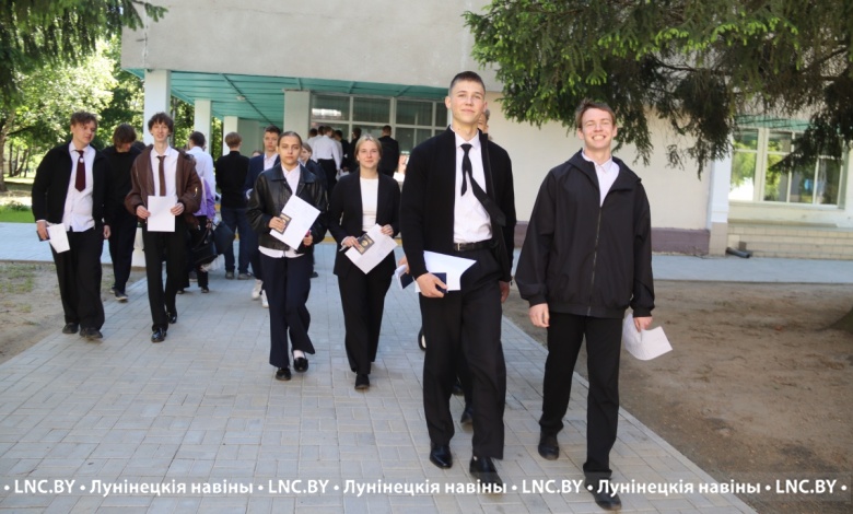 Экзаменационные испытания проходят выпускники Лунинецкого района