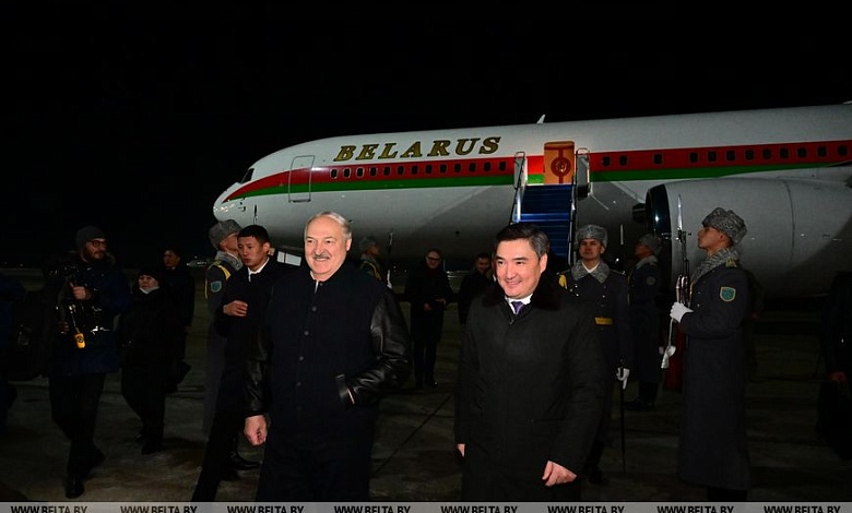  Лукашенко прибыл с рабочим визитом в Казахстан на саммит ОДКБ