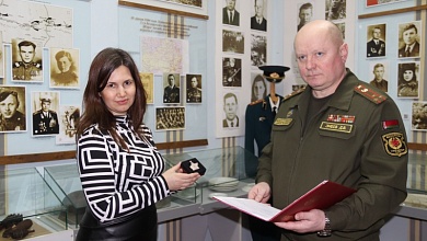 Орден Славы III степени передан в Лунинецкий краеведческий музей