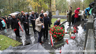 Делегация из Польши приехала почтить память польских и белорусских солдат