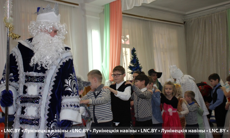 Праздник устроили детям в Лунинце