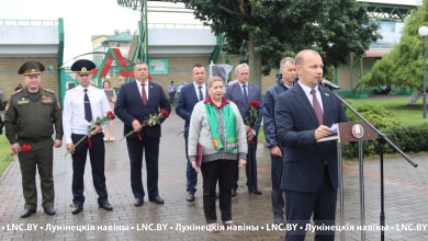 В День освобождения Лунинетчины от немецко-фашистских захватчиков земляки собрались на митинг