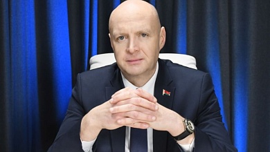 100 лет спустя: что слушает Беларусь и заменит ли искусственный интеллект ведущих радио