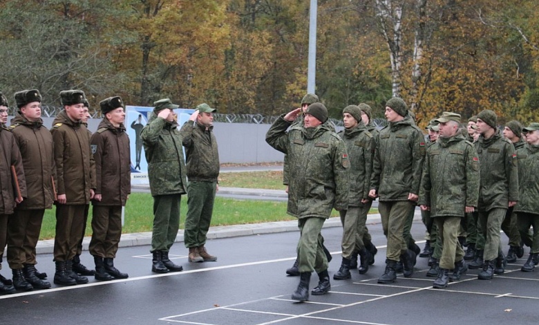 Уволены в запас! Солдат провожают домой в Лунинецком районе