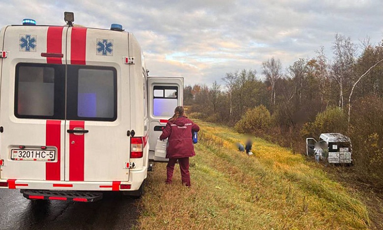 Маршрутка Иваново - Дрогичин - Белоозерск - Минск с 13 пассажирами попала в ДТП, пятерых доставили в больницу