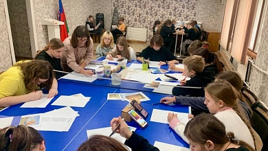 Необычный творческий мастер-класс устроили в Лунинецком районе