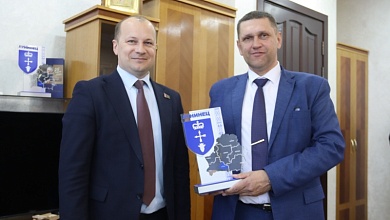 Деловые и культурные контакты налаживают в Лунинце с регионами России