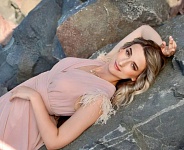 Работница "Гранита"  - победительница конкурса "Краса стройки" 