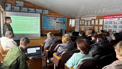 Проводятся занятия по ведению воинского учета, работе пунктов оповещения и сбора