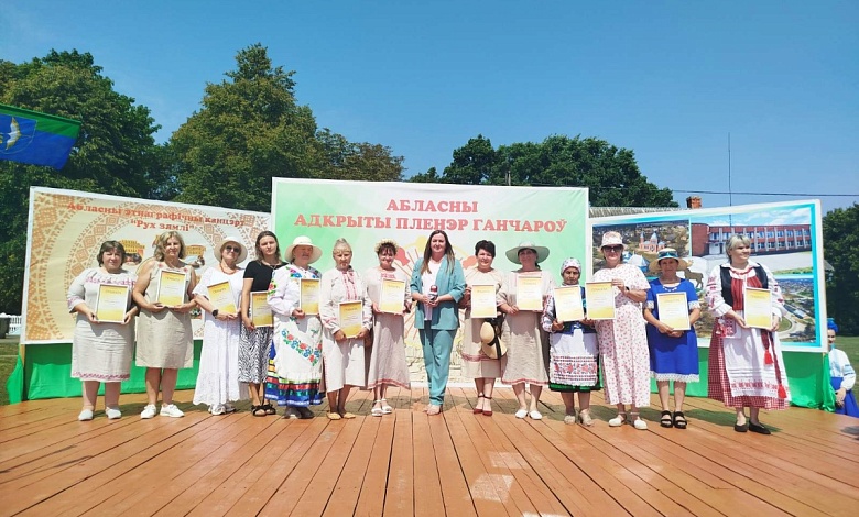 Мастера Лунинетчины отмечены наградами на выставке-ярмарке мастеров в Столинском районе