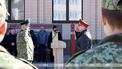 Дом в метрах 50-70 от границы с Украиной. Как живут местные вблизи приграничной заставы 