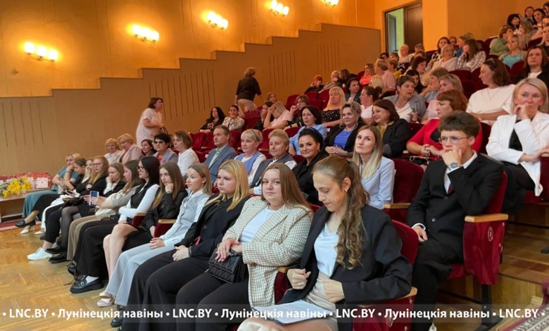 Августовское пленарное совещание педагогических работников района проходит в Лунинце