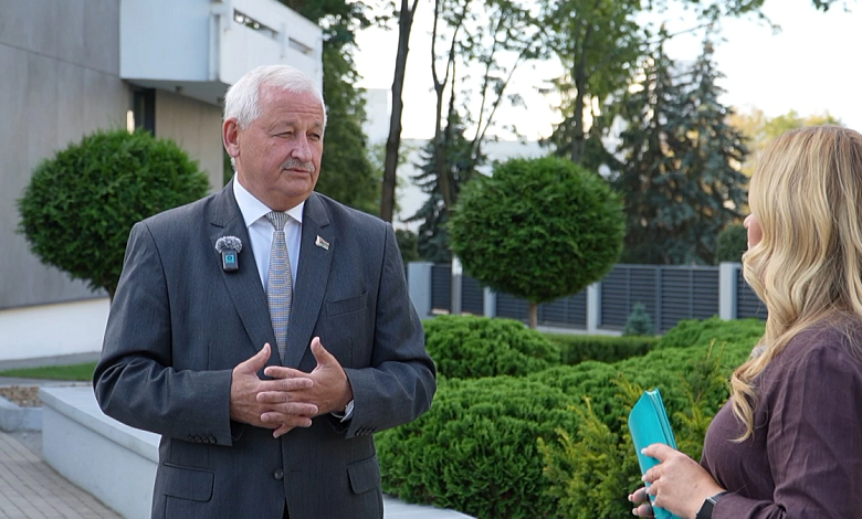 Пархомчик: В Брестской области наблюдается хороший результат уборки рапса