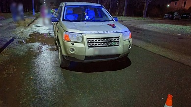 В Пинске автомобиль сбил пенсионерку. Она погибла