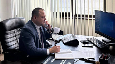 Благоустройство площади Ленина в Лунинце. Сенатор прямую телефонную линию