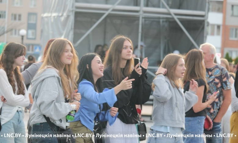 Музыкальная арена развернулась в Микашевичах на День города