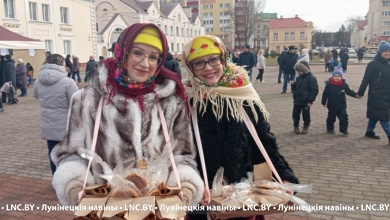 Масленица: В Лунинце устроили проводы зимы