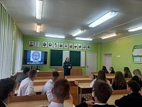 Спасатели работают с молодежью в Лунинецком районе