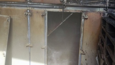 Спасатели ликвидировали пожар на предприятии в Лунинце