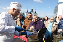 Благотворительная ярмарка на ремонт церкви состоялась в Микашевичах