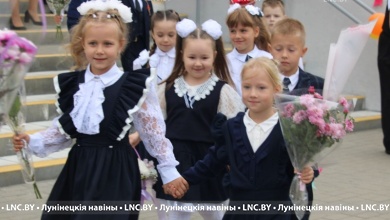 570 учащихся сегодня сели за парты в СШ №2 города Микашевичи