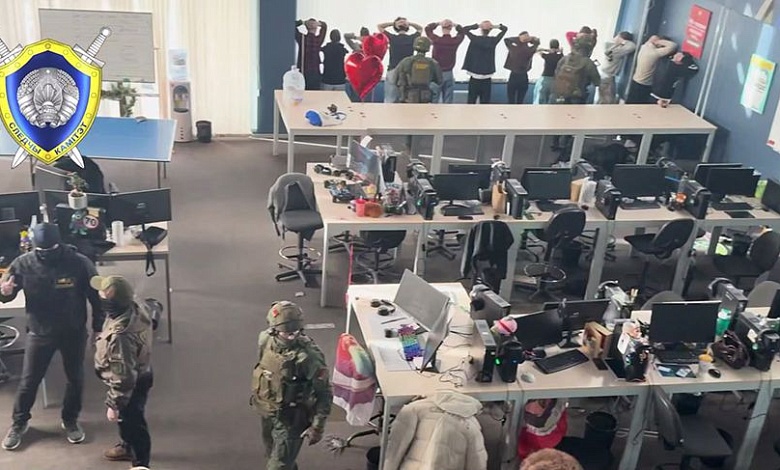 Оборот в миллионы долларов! Пресечена деятельность мошеннических кол-центров в Минске