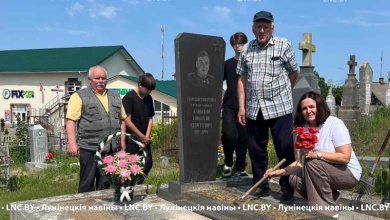 В Лунинецком районе навели порядок на могилах Героев