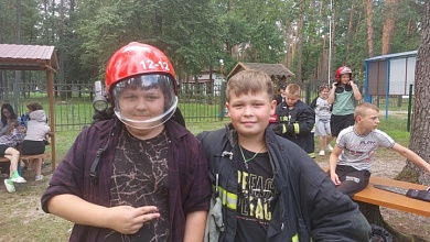 Спасатели из Лунинца провели "урок безопасности" на озере Белое