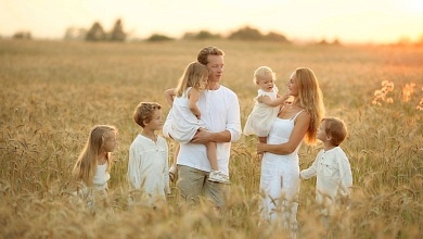 На какие трудовые и пенсионные гарантии могут рассчитывать белорусские семьи, рассказали в Минтруда