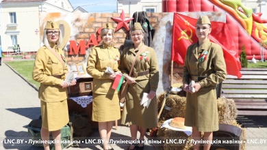 День Победы в Лунинце. Фотомгновения