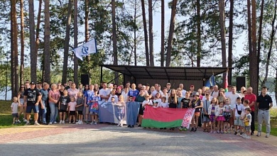 Сотрудники милиции устроили семейно-спортивный праздник в Лунинецком районе