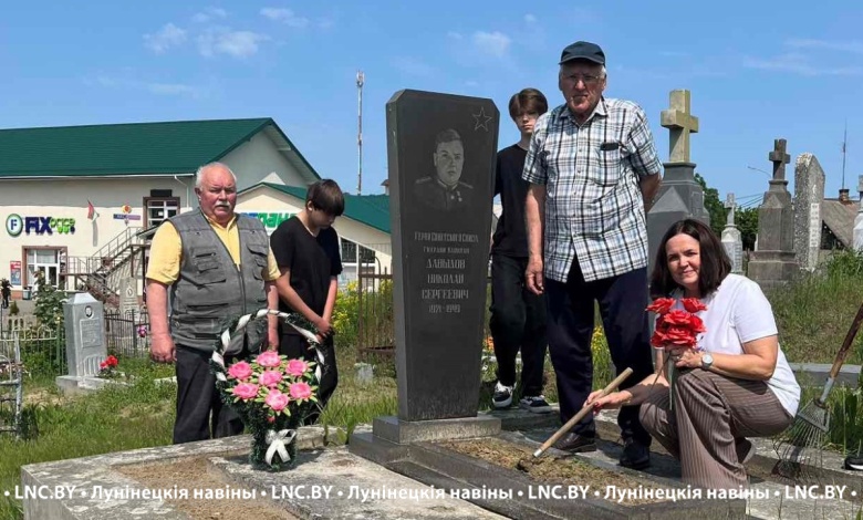 В Лунинецком районе навели порядок на могилах Героев